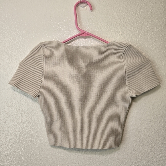 Aritzia Babaton Ribbed Crop Top Nylon Stretchy Square Neck - Picture 2 of 3